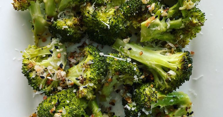 PARMESAN ROASTED BROCCOLI WITH EVERYTHING BAGEL SEASONING